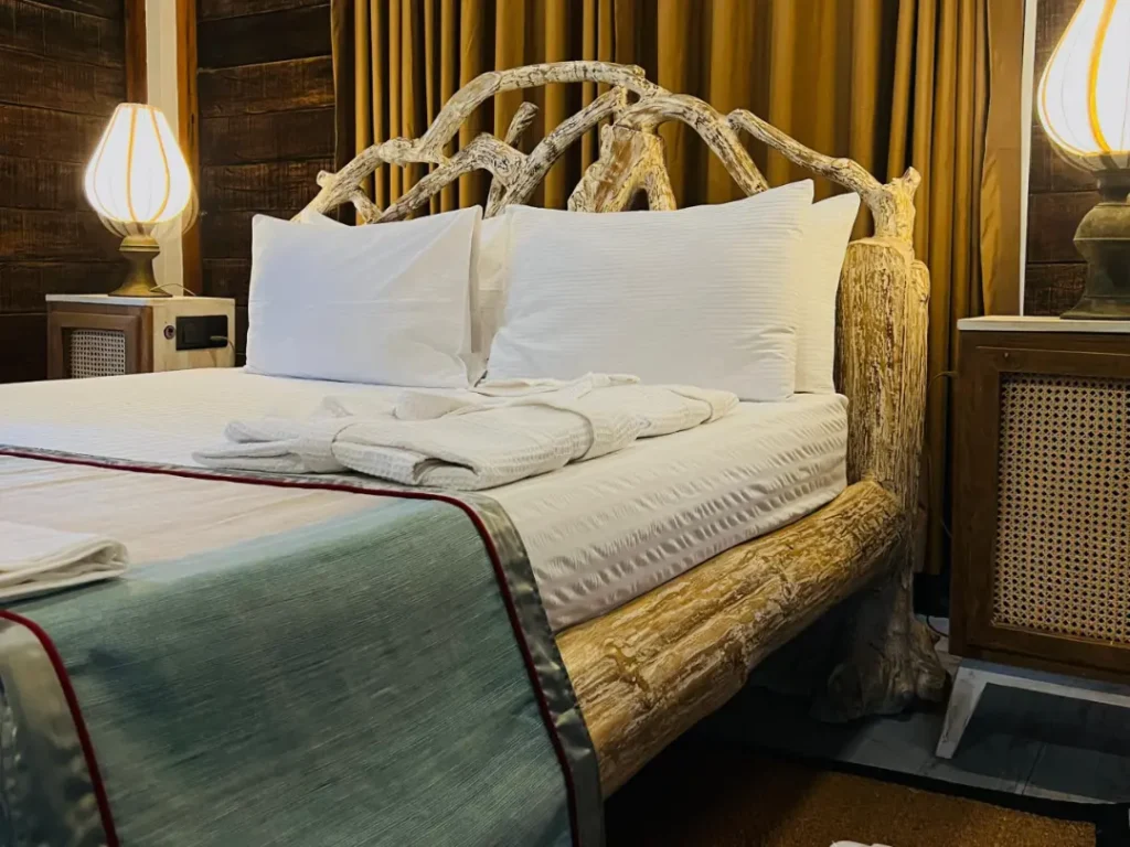 Sigiri Vananthara: Cozy and Luxurious Accommodation in Sigiriya. Experience comfort and relaxation in our beautifully designed rooms.